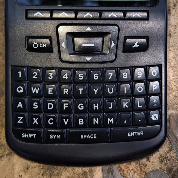 Turning Technology Clicker QT2 - Picture 2 of 4